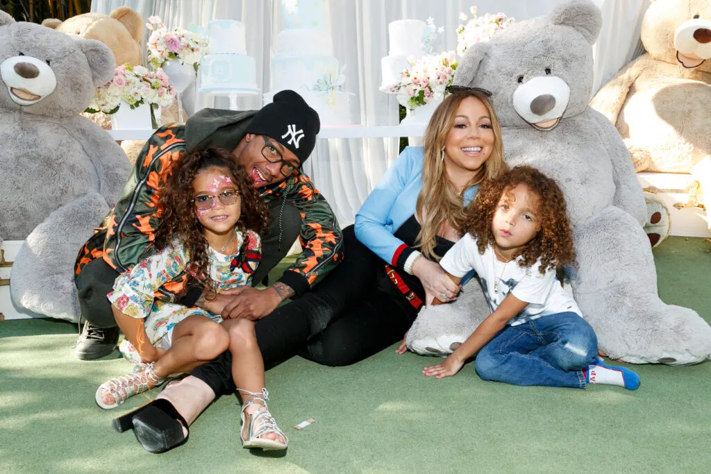 All the information you require regarding Mariah Carey's family (2)