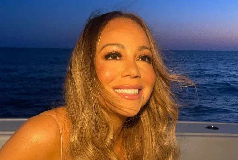 Mariah Carey celebrates 2024 by posting a rare picture of her face on